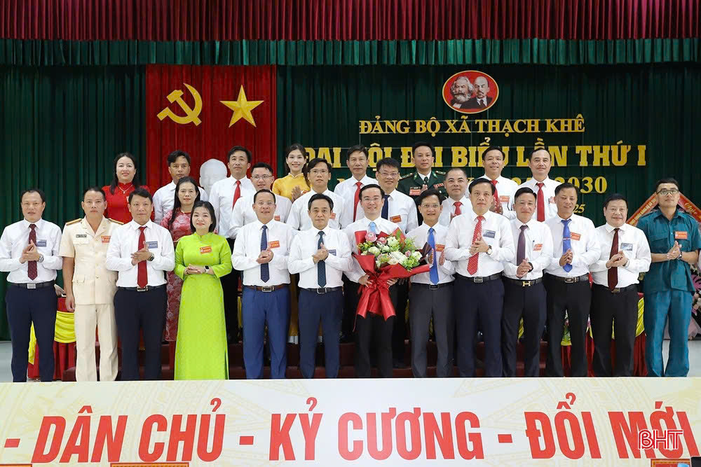  Phó Bí thư thường trực Tỉnh ủy dự Đại hội Đảng bộ xã Thạch Khê