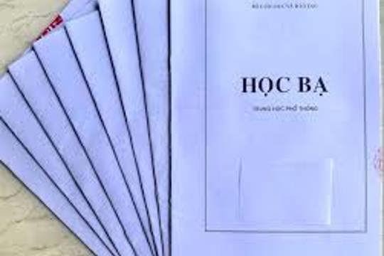 Không được yêu cầu nộp thêm học bạ giấy đối với học sinh có học bạ số hợp lệ