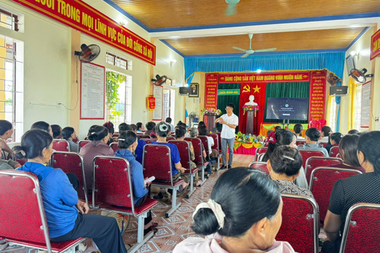 Hội Liên hiệp phụ nữ xã Thạch Khê phối hợp tập huấn sản xuất nông nghiệp tuần hoàn và xử lý rác thải 