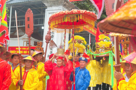 Linh thiêng lễ giỗ chính Chiêu trưng Đại vương Lê Khôi và nghi thức rước Cụ về đền vọng