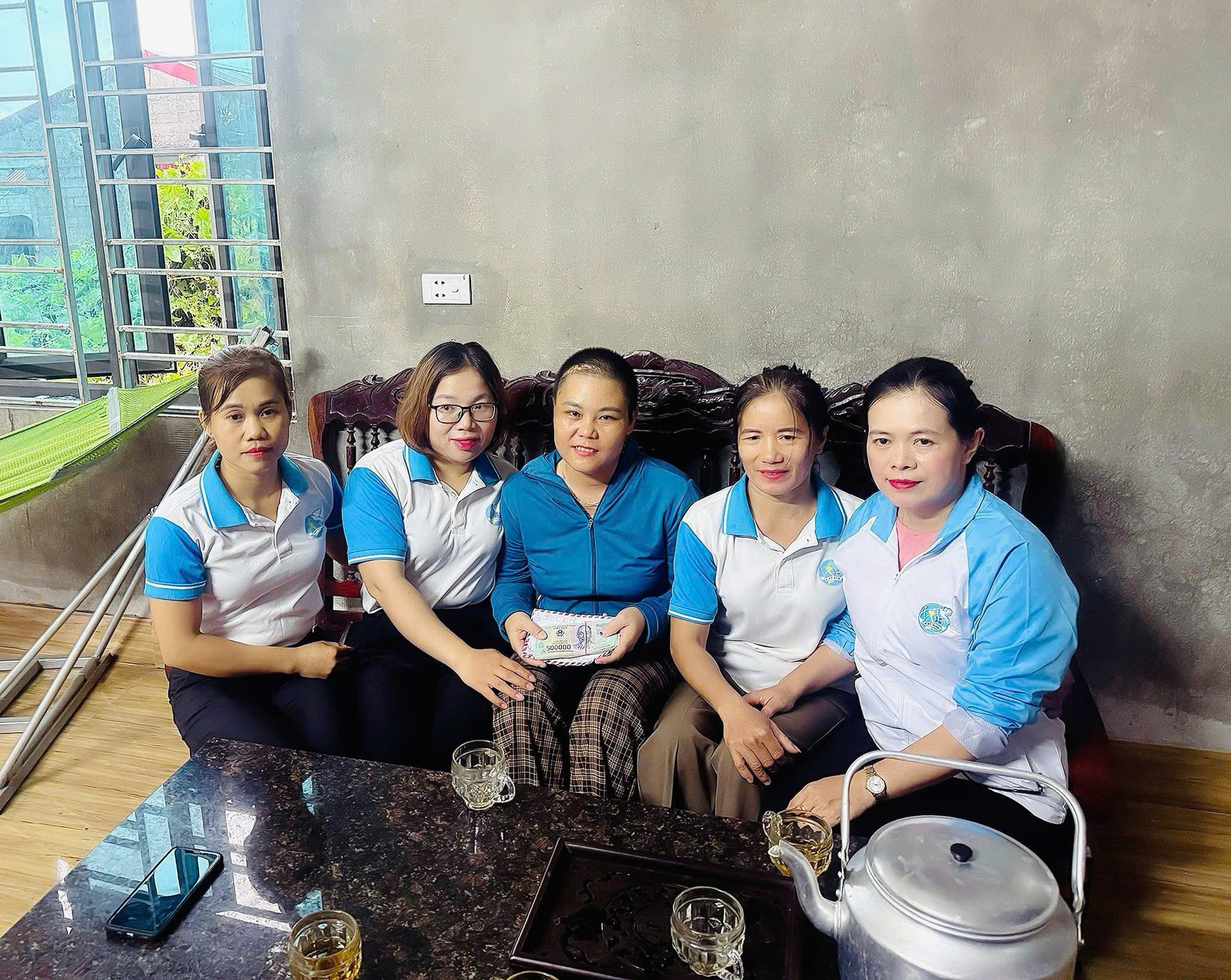Tấm lòng nhân ái của chị em phụ nữ thôn Văn Sơn - xã Thạch Khê 
