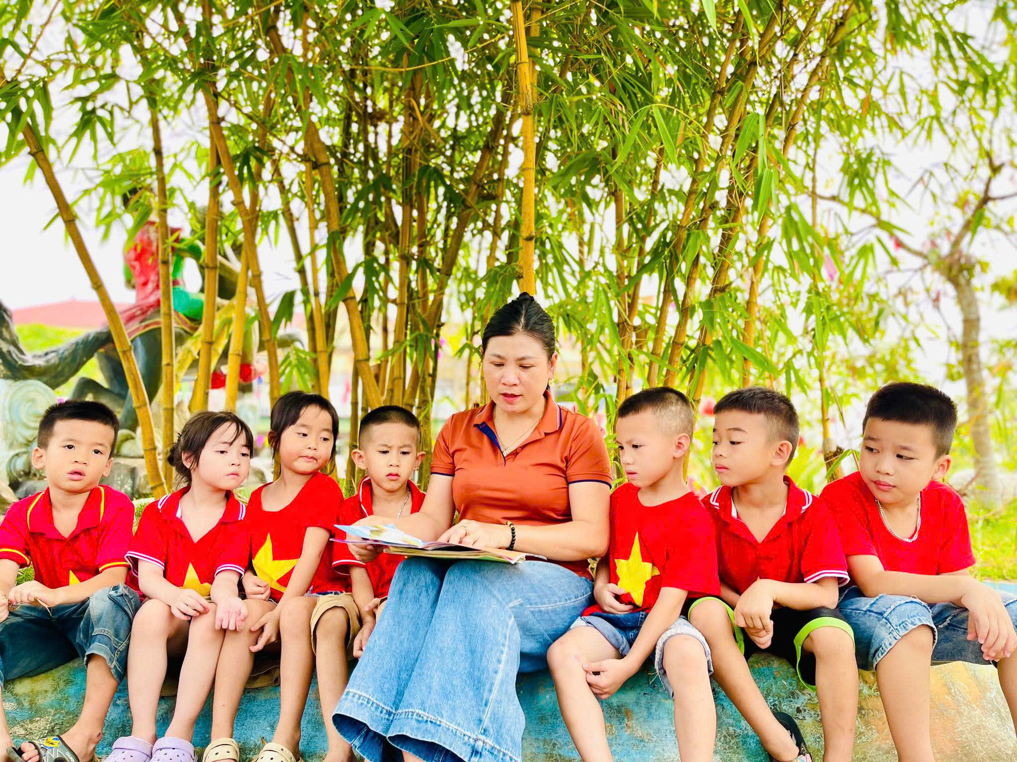 Sôi nổi các hoạt động hưởng ứng Ngày Sách và Văn hóa đọc tại các trường học trên địa bàn xã Thạch Khê